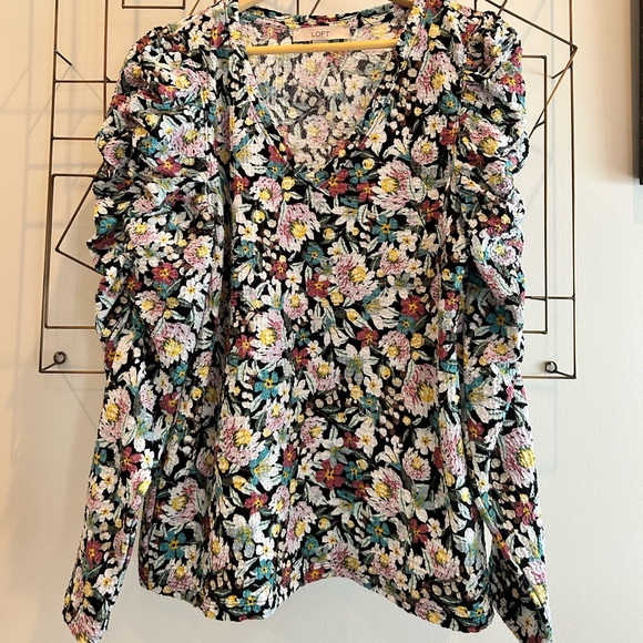 LOFT Floral Top Size L - Picture 2 of 5